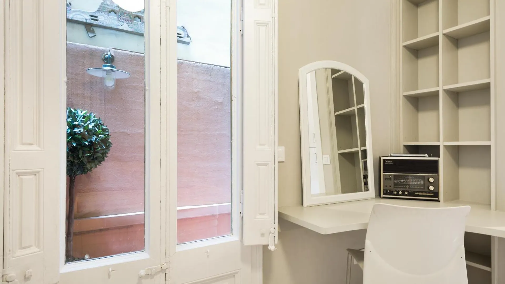 Suites4Days Ali Bei Apartment Barcelona
