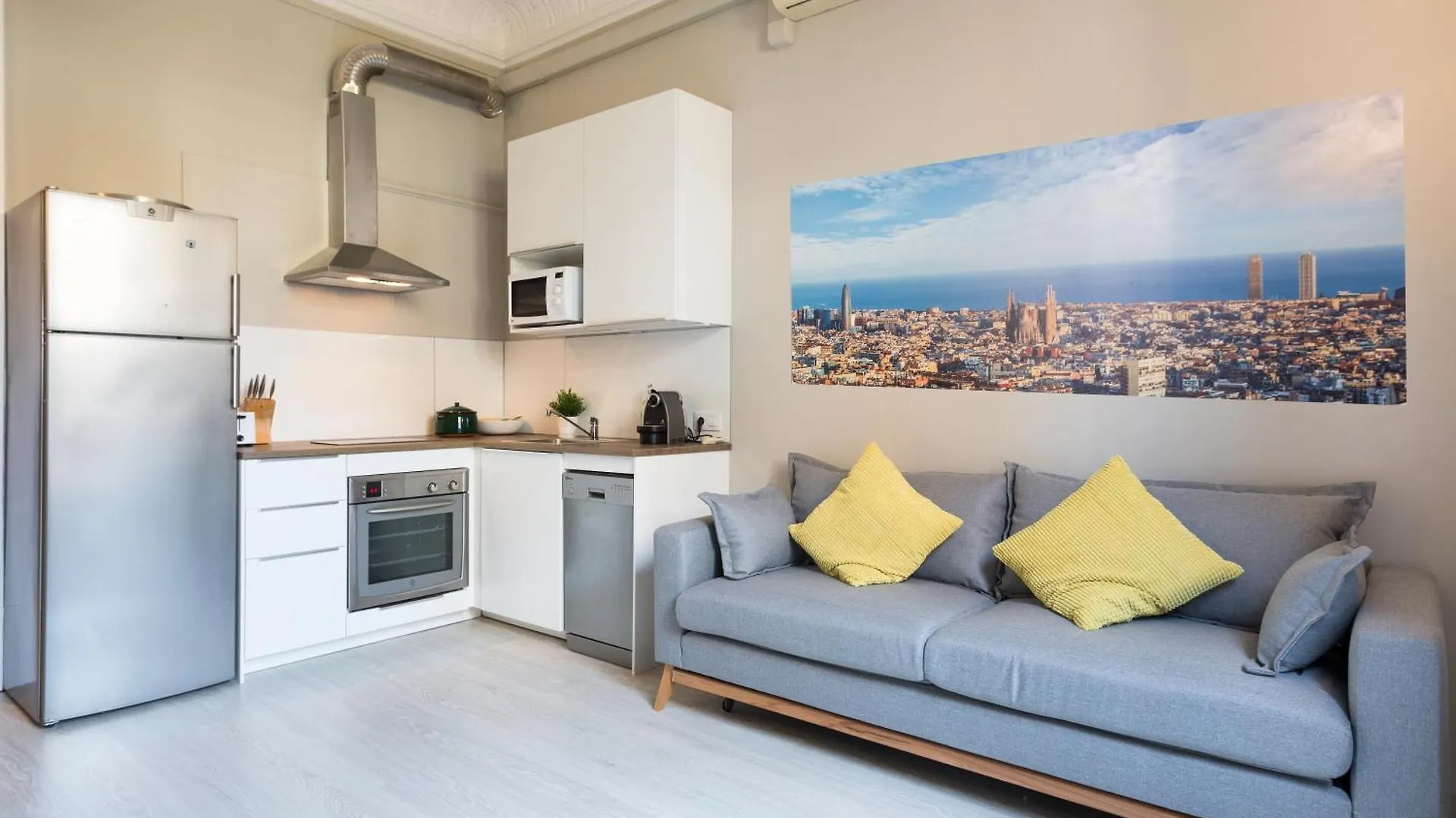 ברצלונה Suites4Days Ali Bei Apartment